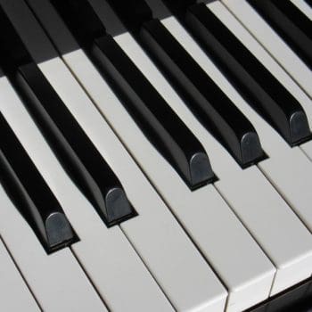 Photo of piano keys