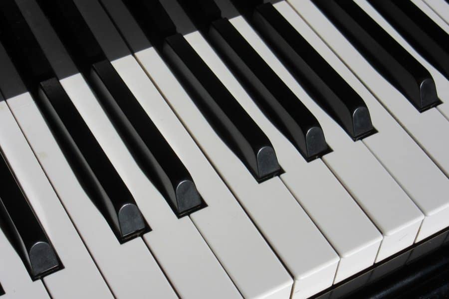Photo of piano keys